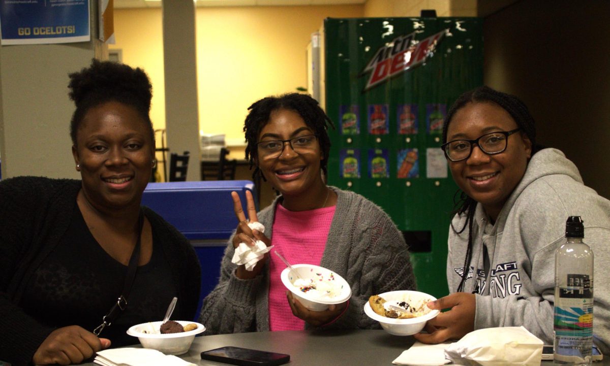 Students pose for a photo at the Make-It-Take-It Ice-cream Social on September 27, 2023 in the Vistatech Center, Lower Level.