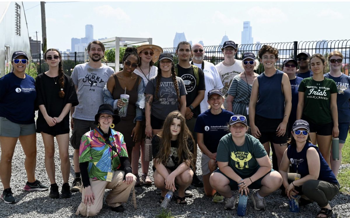 Students and faculty who participated in the summer seminar “Embracing Detroit and its Environments” pose for a group photo. (Photo courtesy of Schoolcraft College).